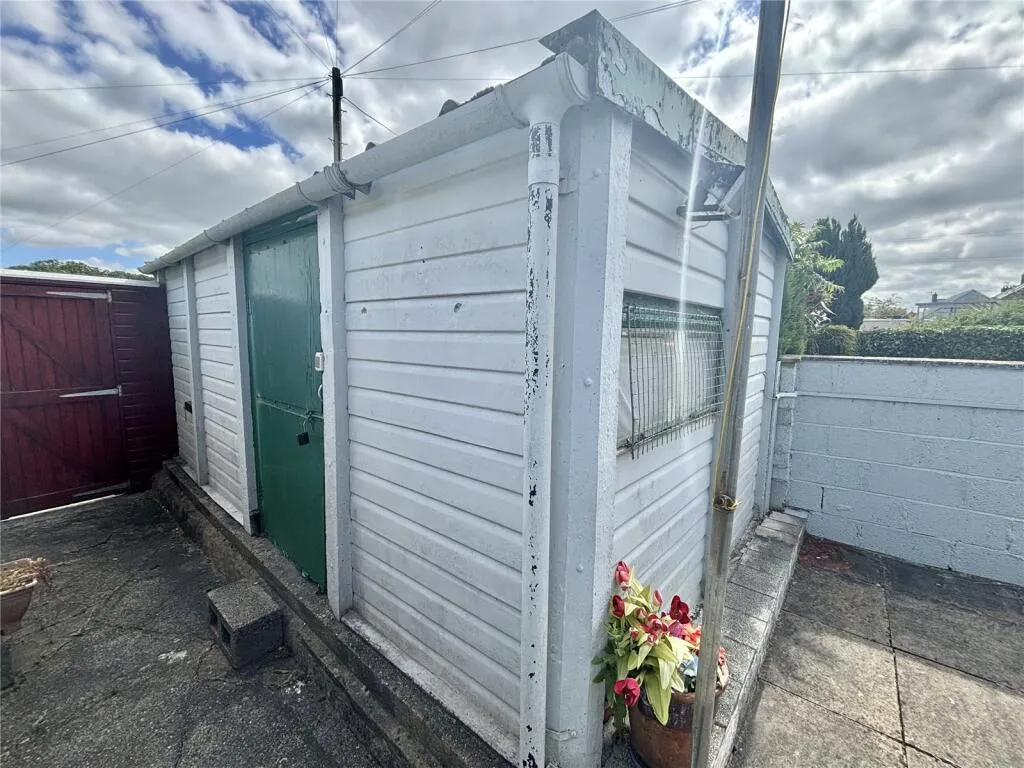 2 bed Terraced