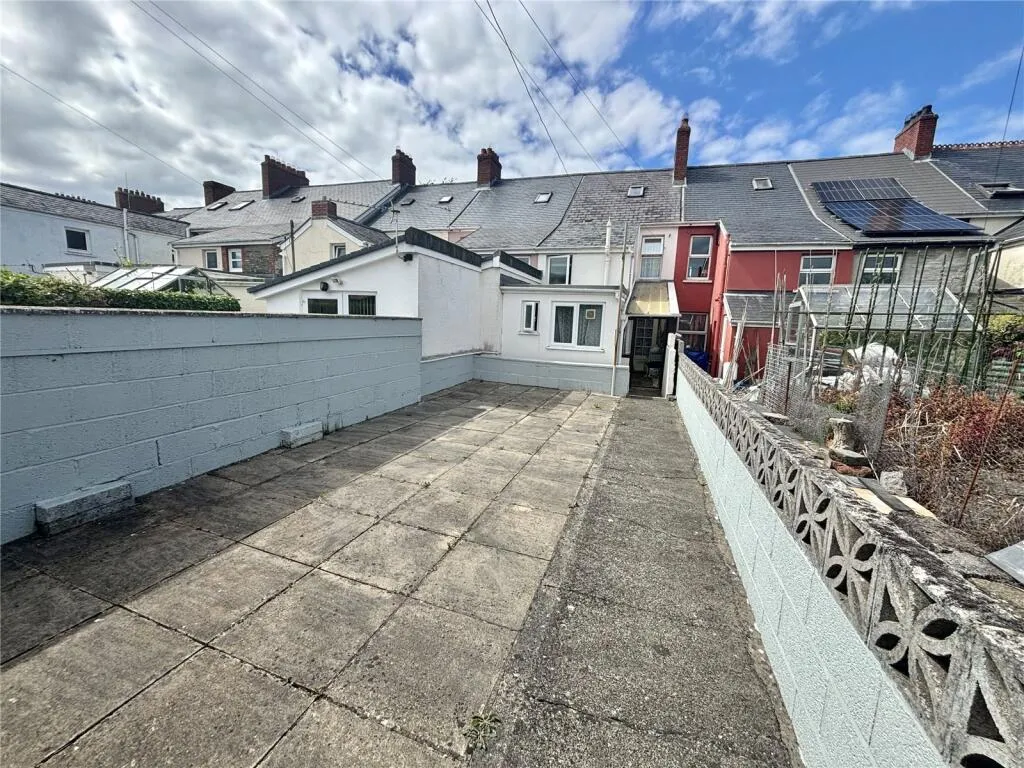 2 bed Terraced