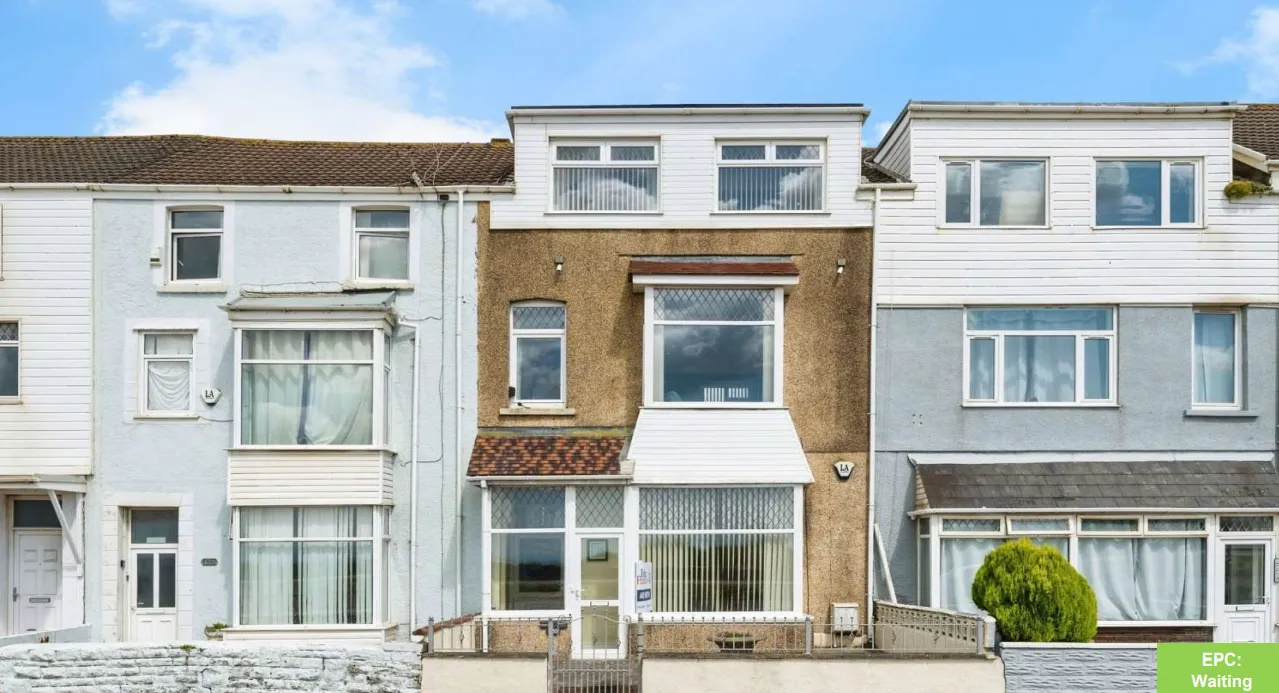 3 bed Terraced