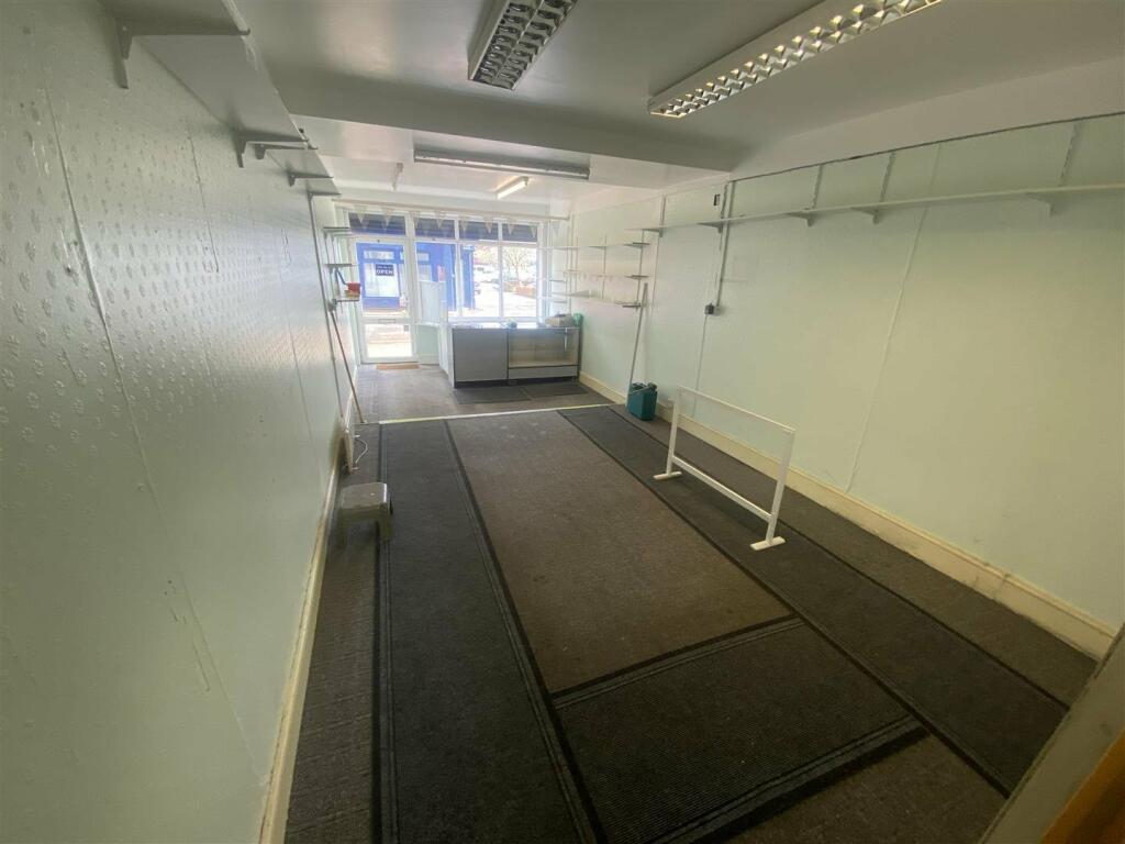 1 bed Commercial Property