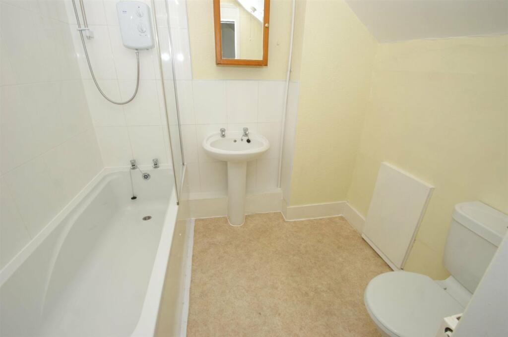 1 bed Commercial Property