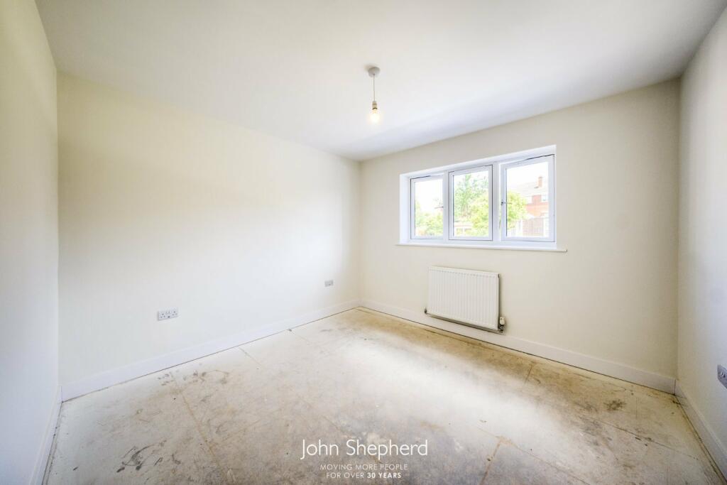 4 bed Detached