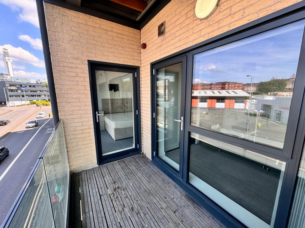 2 bed Apartment