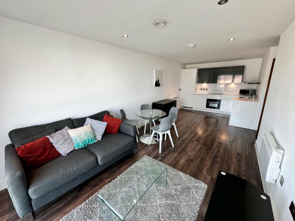 2 bed Apartment