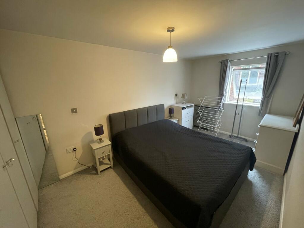 2 bed Apartment