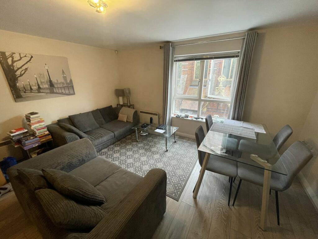 2 bed Apartment