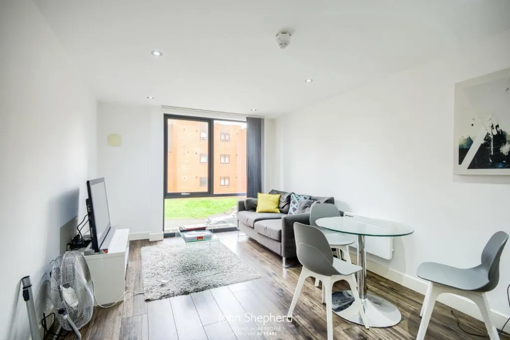 2 bed Apartment