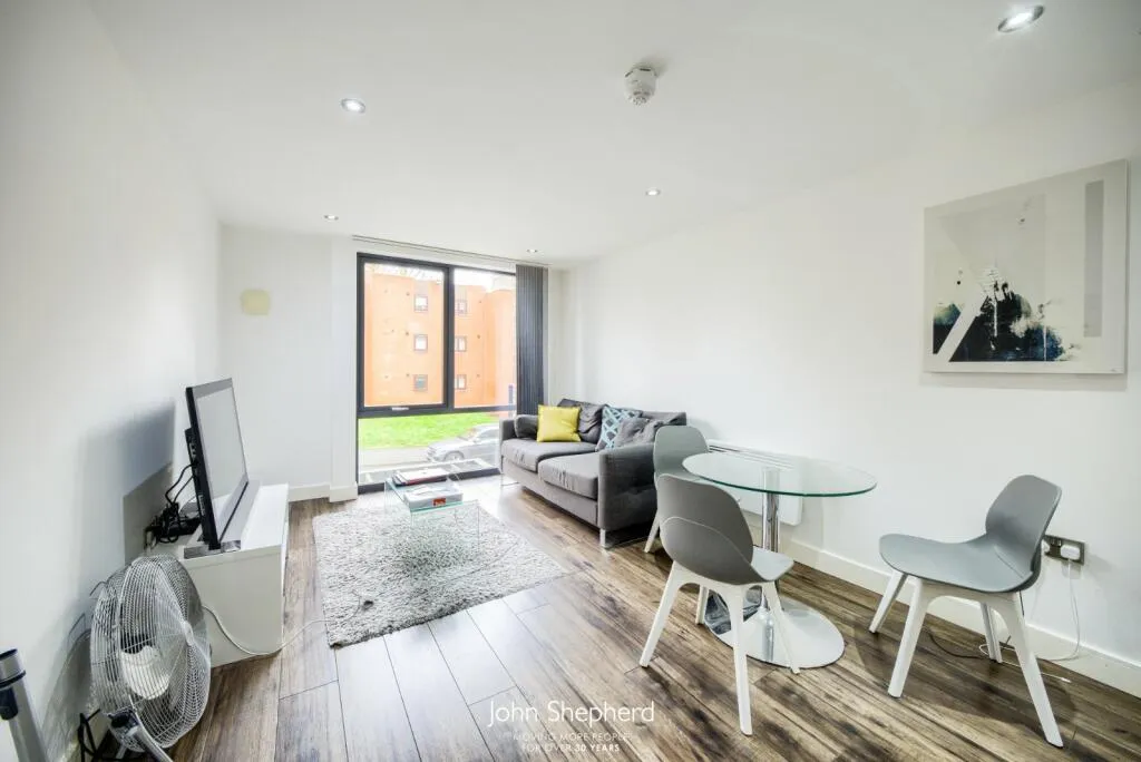 2 bed Apartment