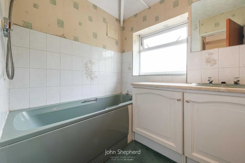 3 bed Semi-Detached