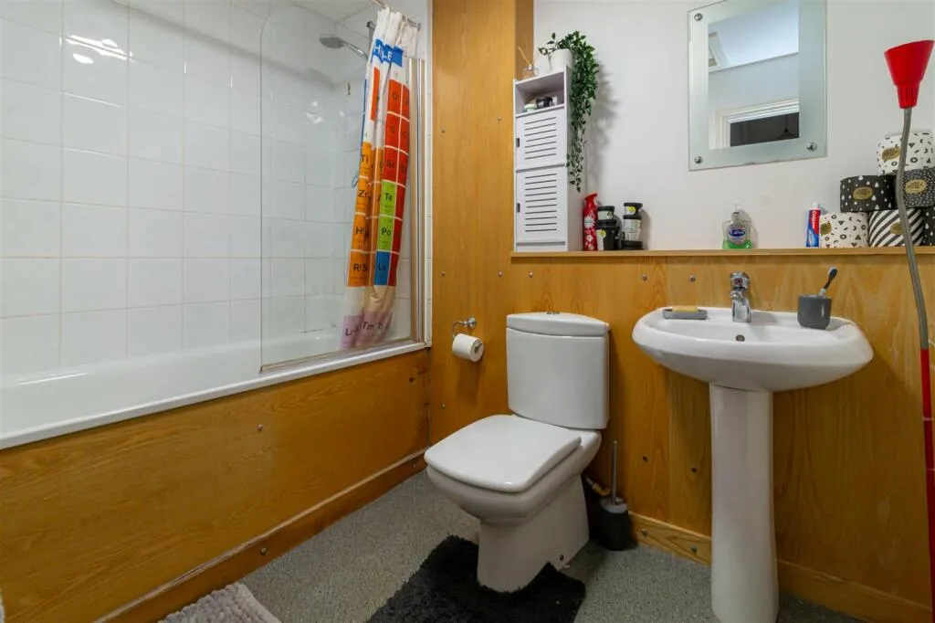 2 bed Apartment