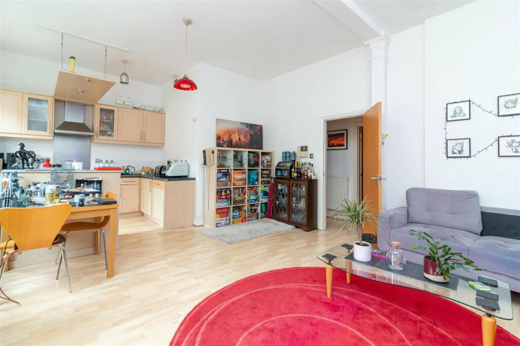 2 bed Apartment