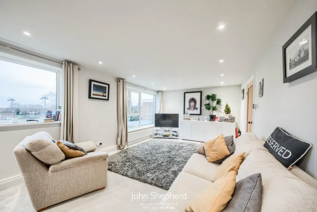 2 bed Apartment