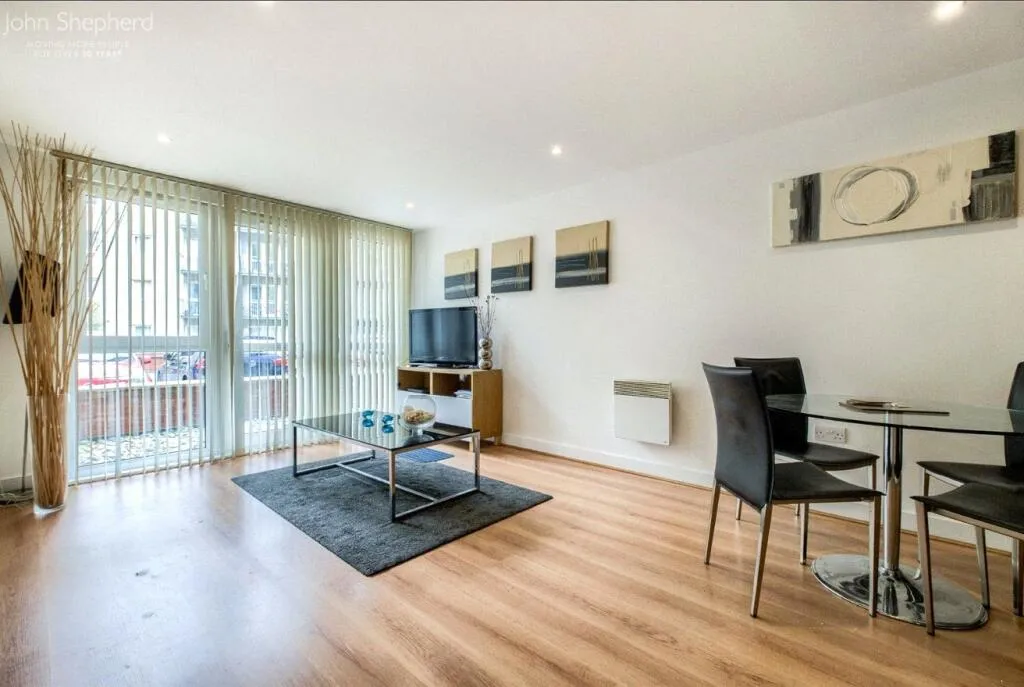 2 bed Apartment