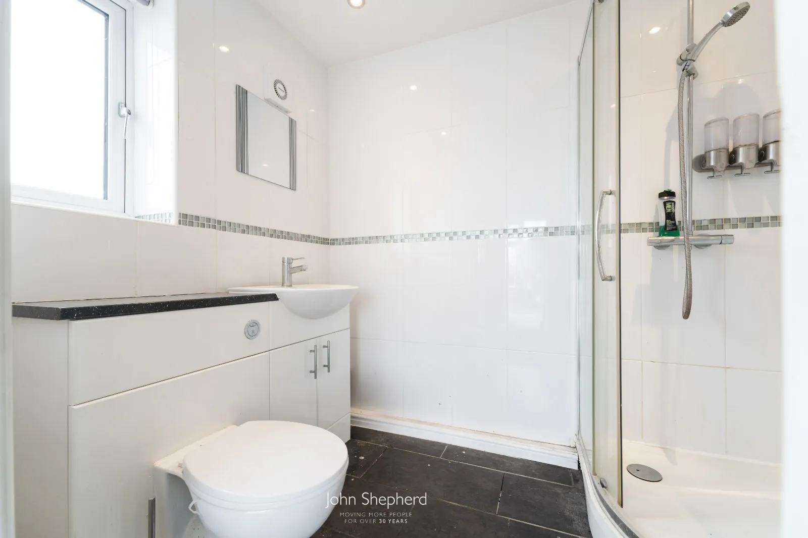 4 bed House