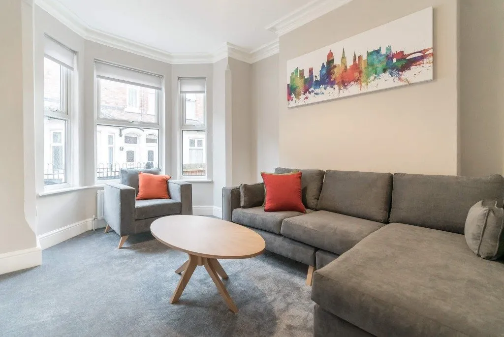 3 bed Terraced
