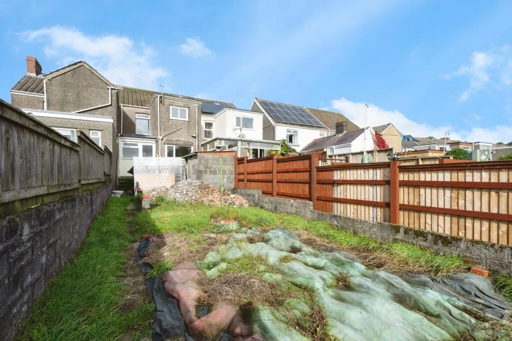 2 bed Terraced