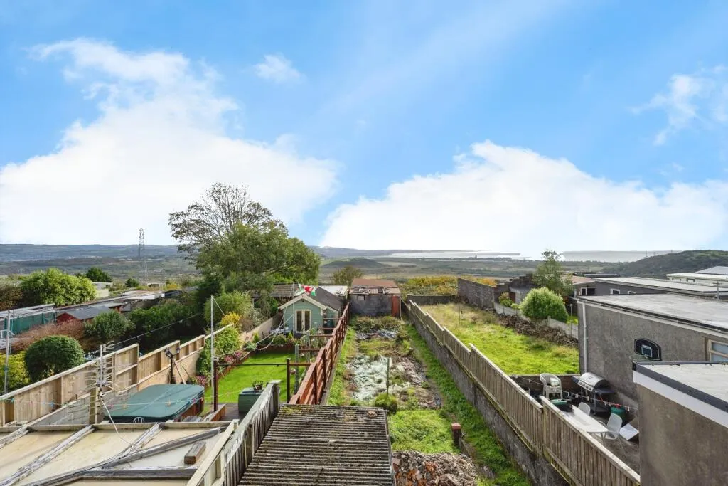2 bed Terraced