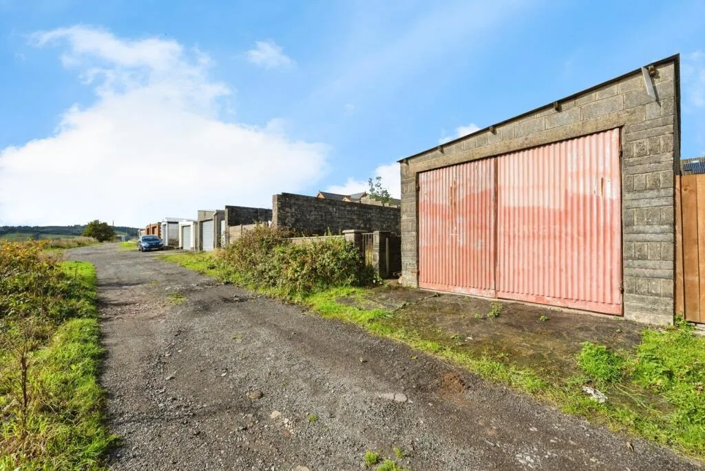 2 bed Terraced
