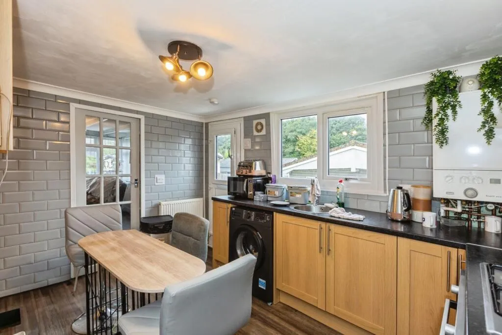 2 bed Park Home