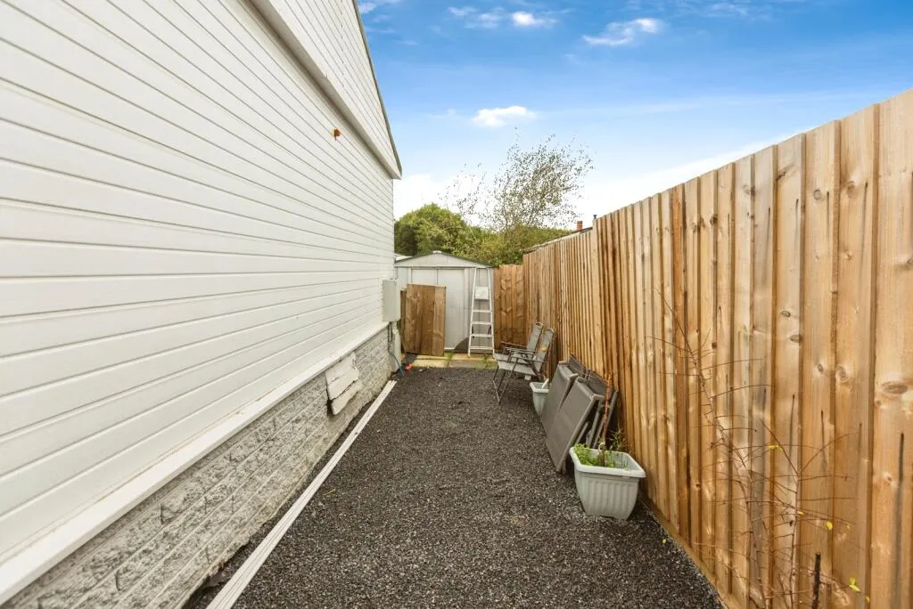 2 bed Park Home