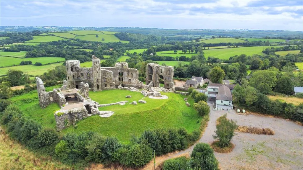 8 bed Healthcare Facility