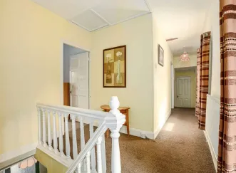 5 bed Character Property