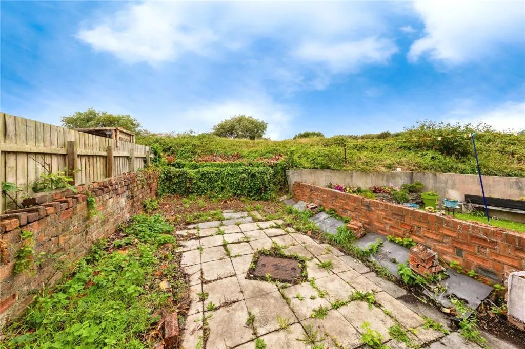 2 bed Terraced