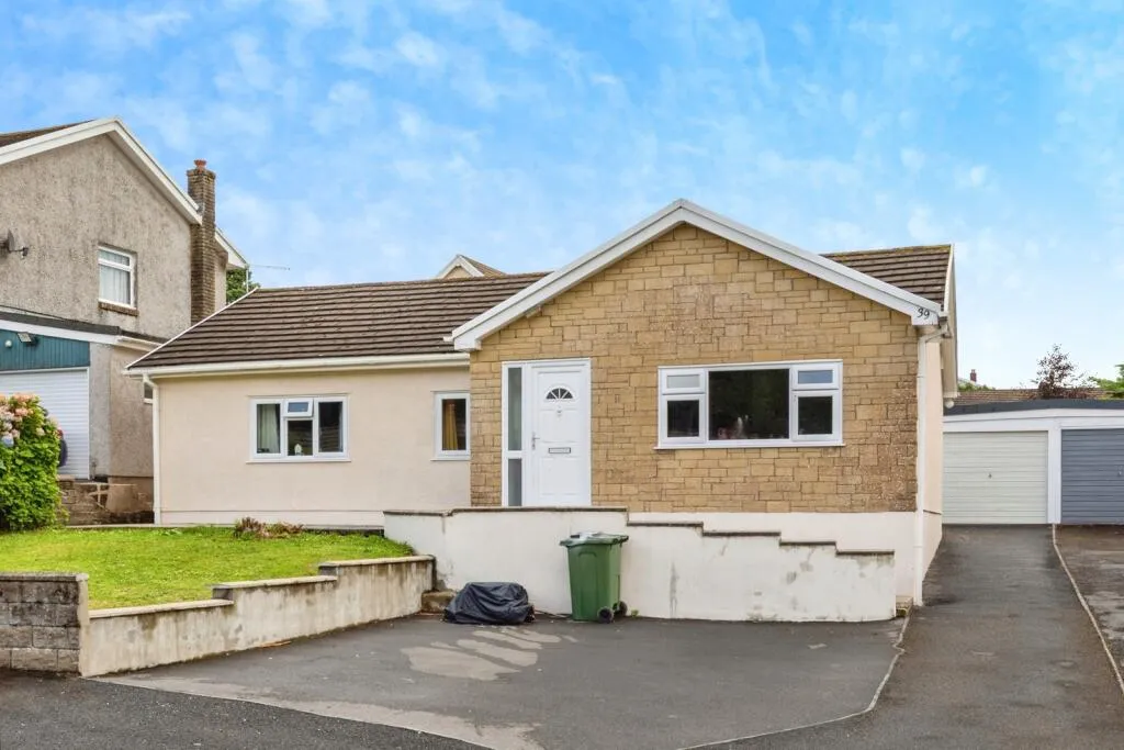 3 bed Detached Bungalow