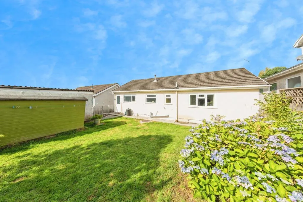3 bed Detached Bungalow