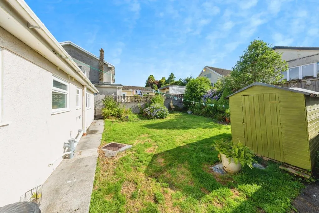 3 bed Detached Bungalow