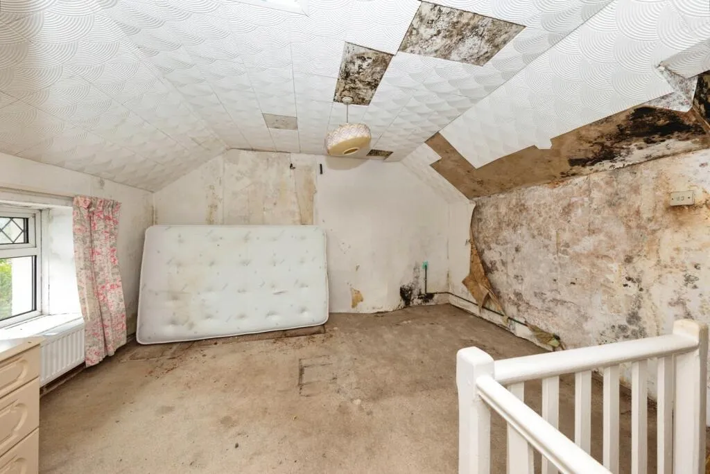 2 bed Detached