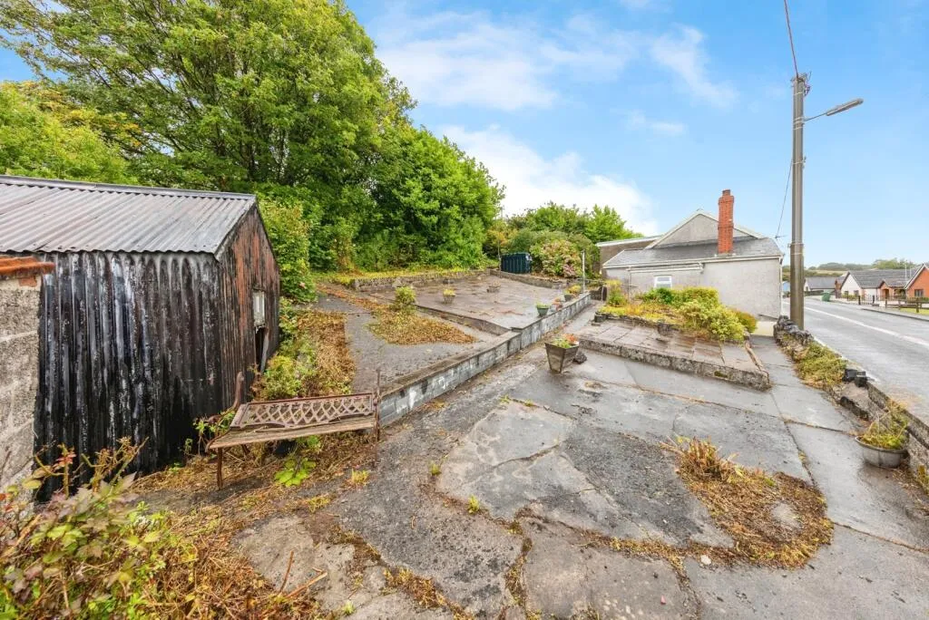 2 bed Detached
