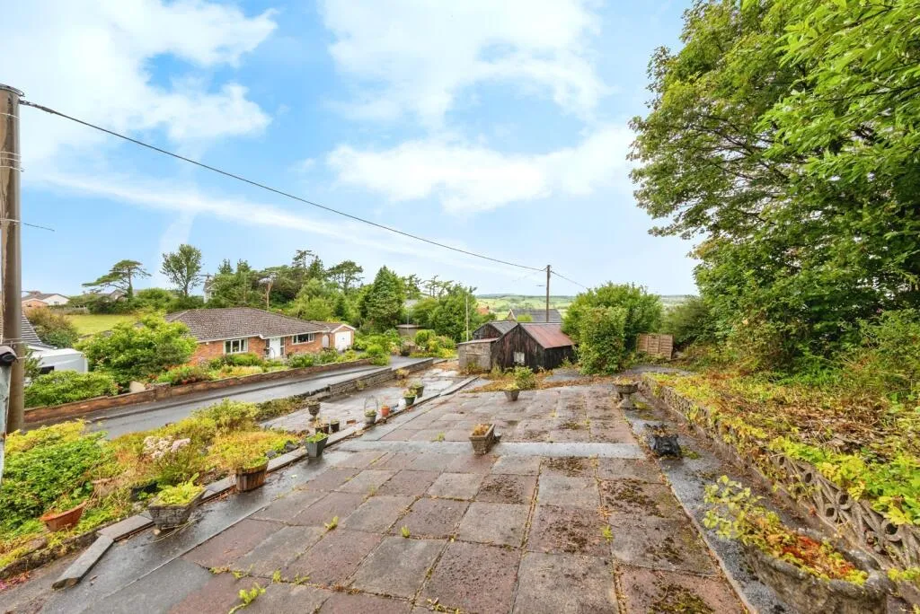 2 bed Detached