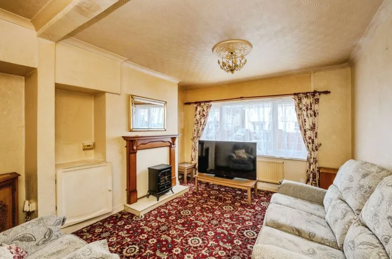 3 bed Semi-Detached