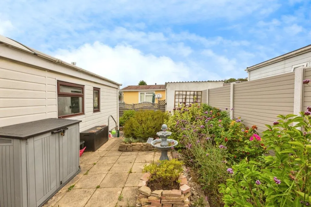 2 bed Park Home