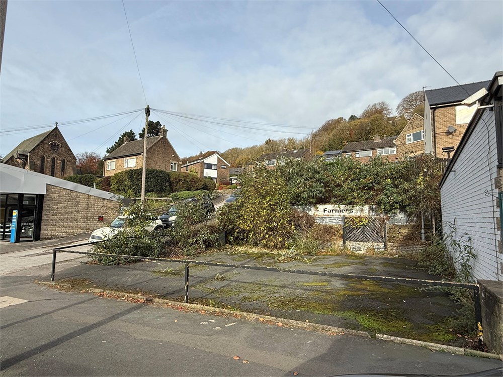 Former Farmers Garage, Smedley Street, Matlock, DE4 3JG