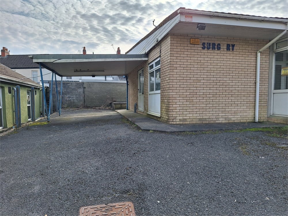 Former Doctors Surgery, Stuart Street, Pontlottyn, Bargoed CF81 9QE