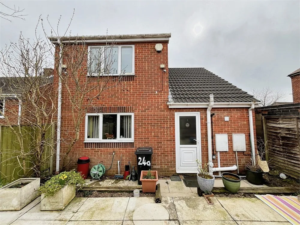 24A Springvale Close, Danesmoor, Chesterfield S45 9SA