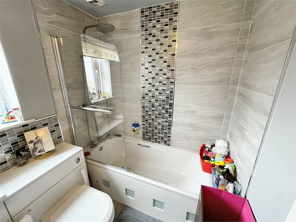 24A Springvale Close, Derbyshire S45 9SA