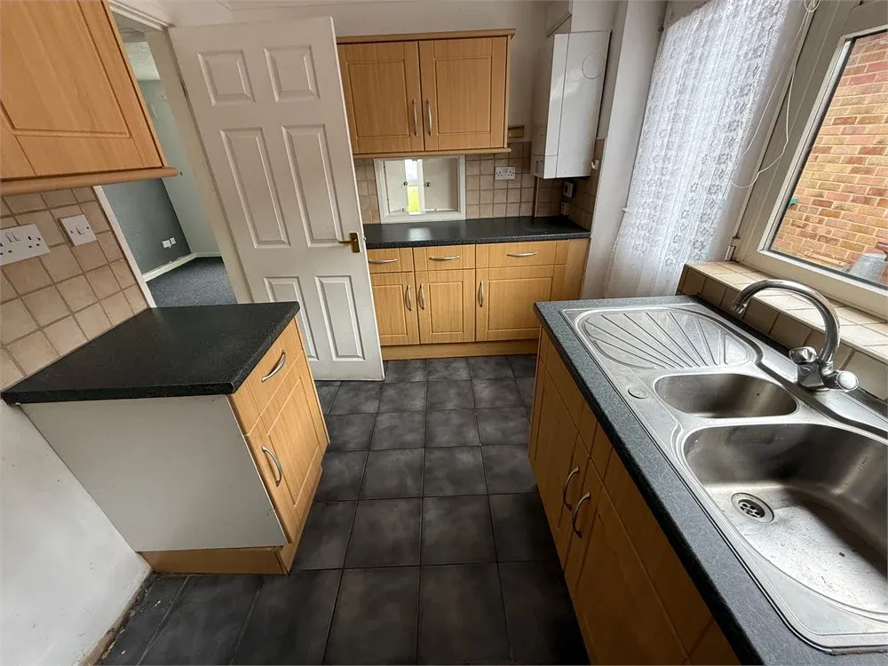 6 Turnberry Road, Nottingham NG6 9LY