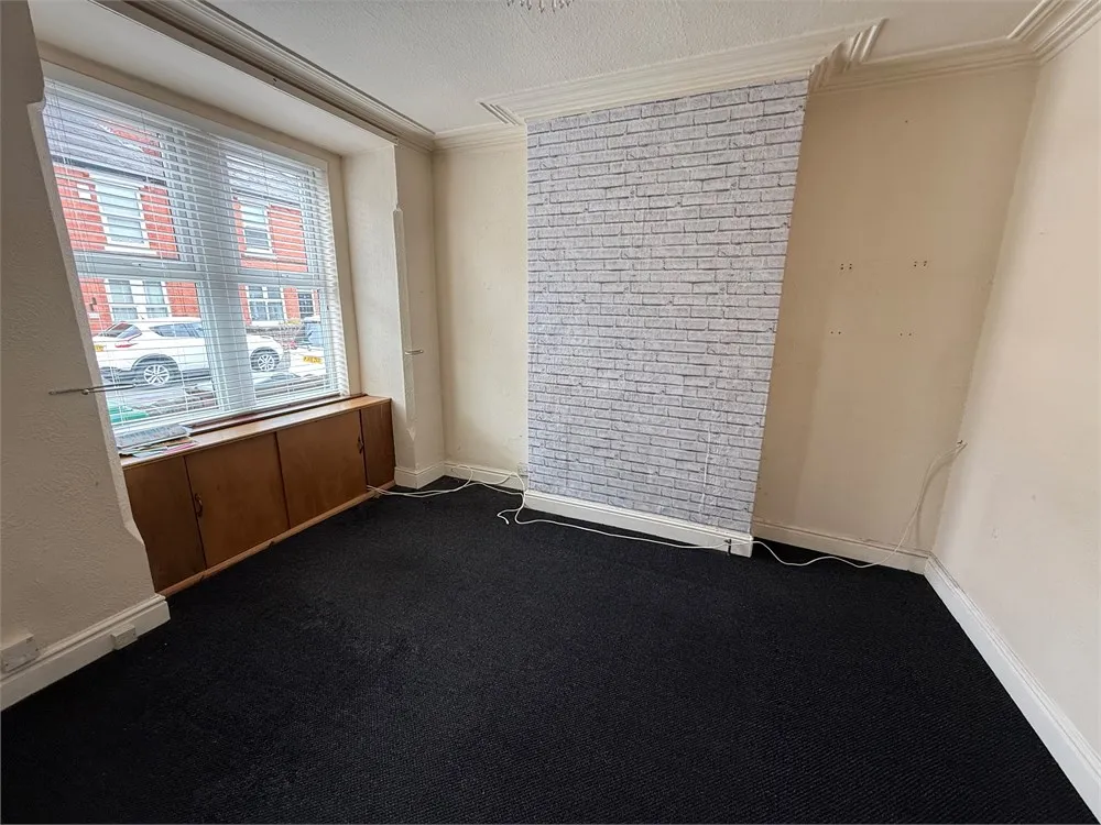 20 Ockerby Street, NG6 9GA
