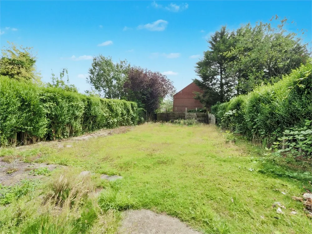 25 Trowell Avenue, Nottingham NG8 2DW