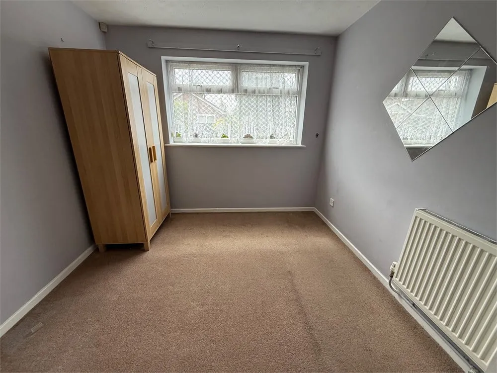 6 Turnberry Road, Nottingham NG6 9LY