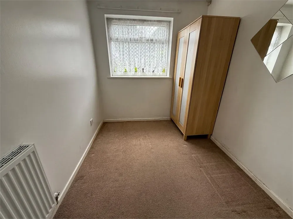 6 Turnberry Road, Nottingham NG6 9LY