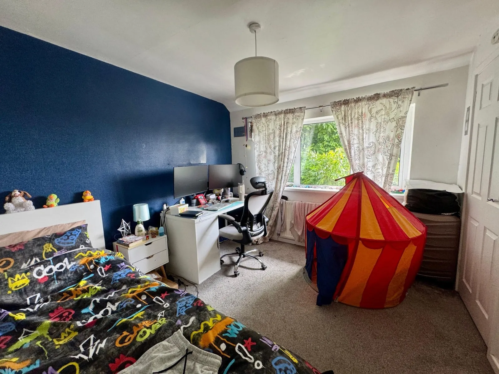 3 bed End of Terrace