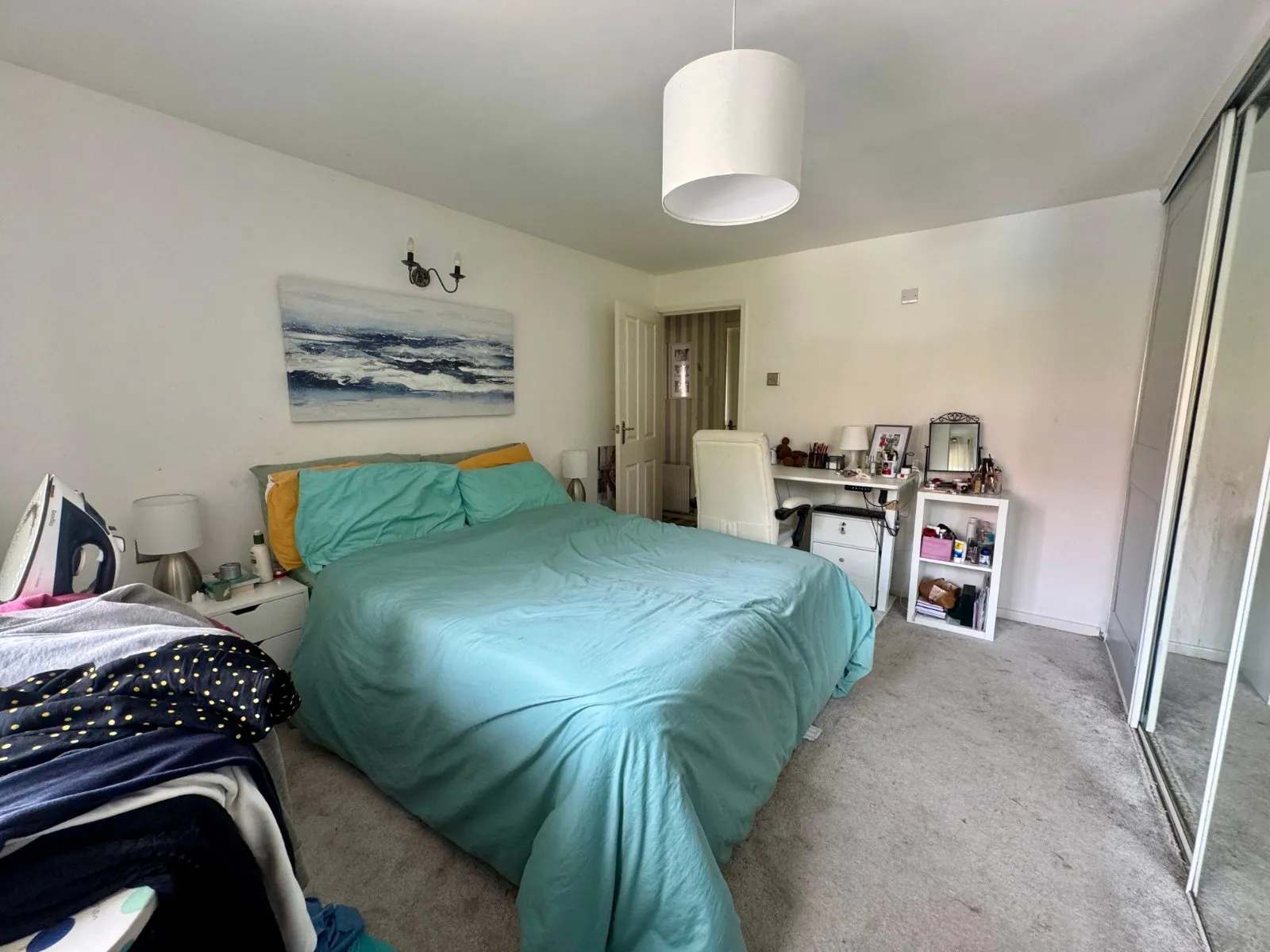 3 bed End of Terrace