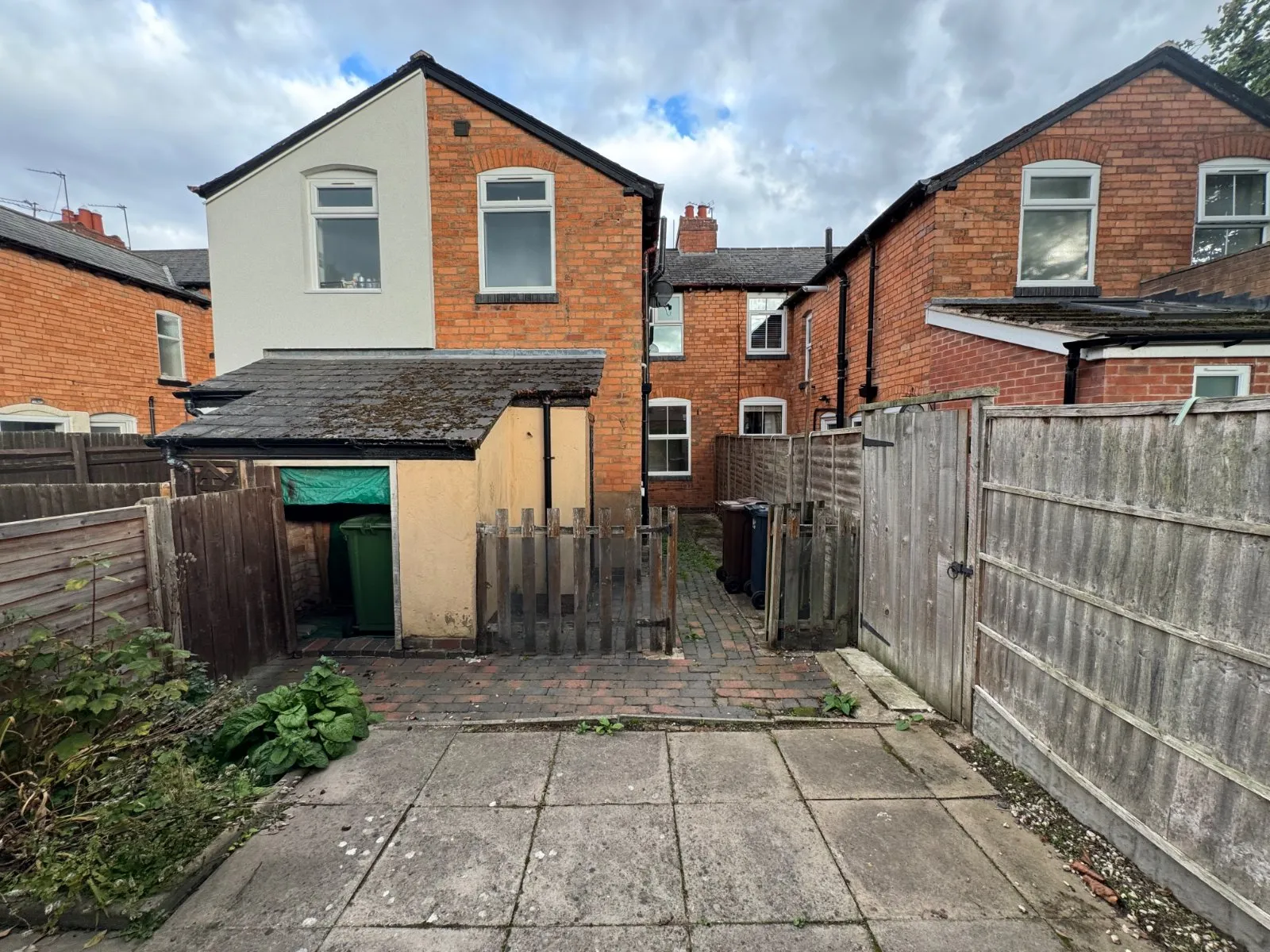 2 bed Terraced