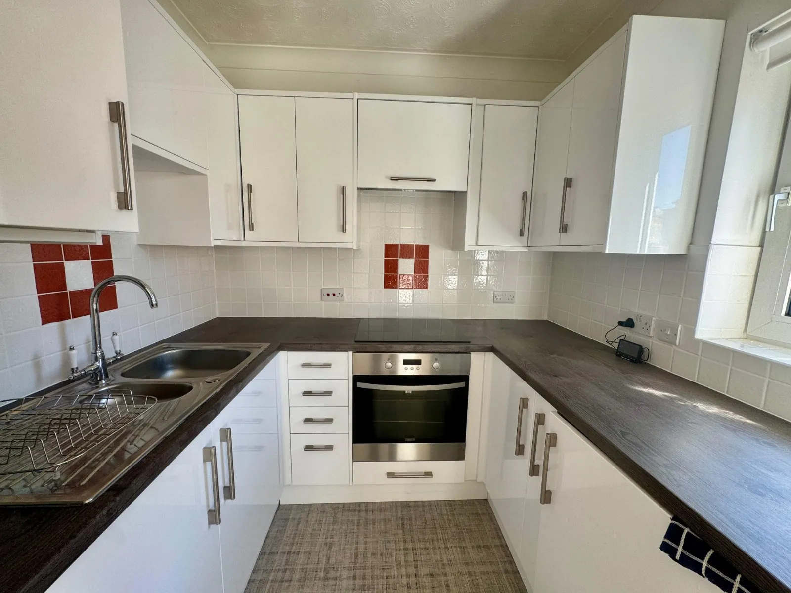 2 bed Retirement Property