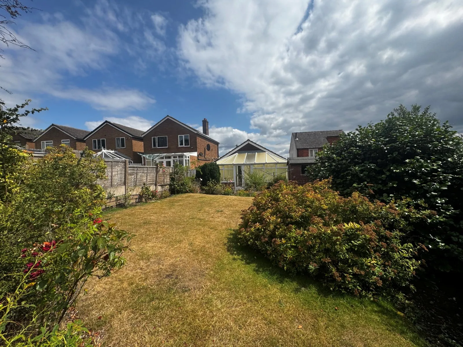 2 bed Detached Bungalow