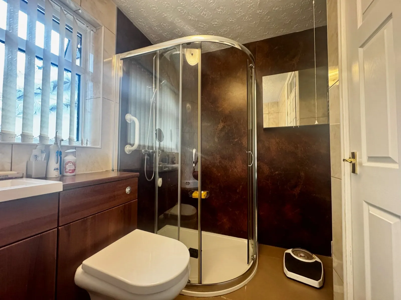 2 bed Detached Bungalow